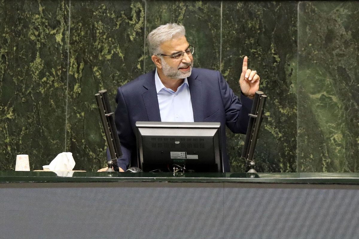 گزینه بعدی وزارت کار رئیسی کیست؟/ تکرار داستان محمد علی نجفی برای زاهدی‌وفا!