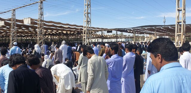 نماز جمعه زاهدان دچار التهاب شد؟ نماز جمعه زاهدان دچار التهاب شد؟