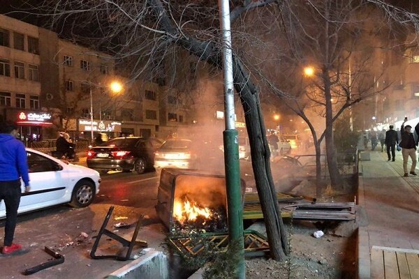 تعدادی از دستگیرشدگان اعتراضات زاهدان آزاد شدند +جزئیات تعدادی از دستگیرشدگان اعتراضات زاهدان آزاد شدند +جزئیات