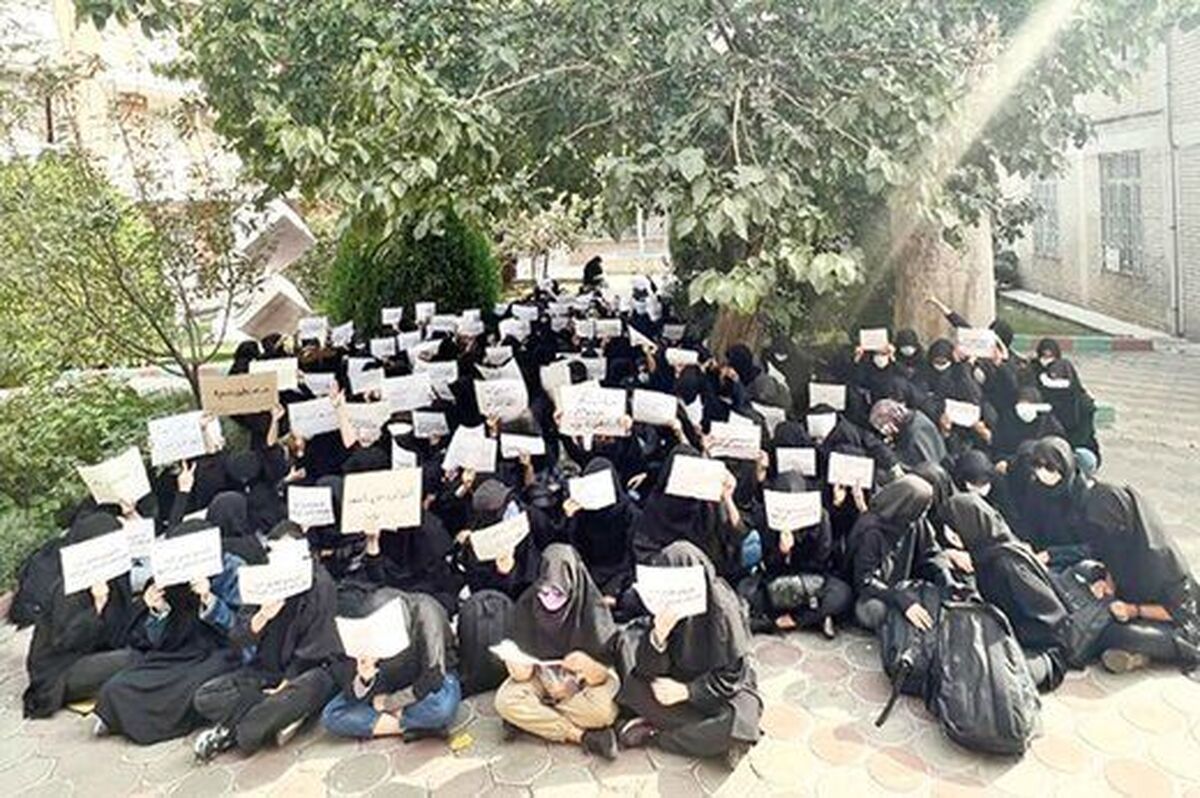 ۱۵۰ دانشجوی دانشگاه الزهرا شبانه تعلیق شدند؟ ۱۵۰ دانشجوی دانشگاه الزهرا شبانه تعلیق شدند؟