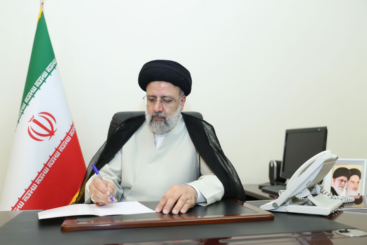 رئیسی با استعفای رستم قاسمی موافقت کرد/ سرپرست جدید وزارت راه کیست؟ رئیسی با استعفای رستم قاسمی موافقت کرد/ سرپرست جدید وزارت راه کیست؟