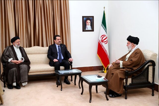 رهبر انقلاب: ما سینه خود را برای حفاظت از عراق سپر خواهیم کرد