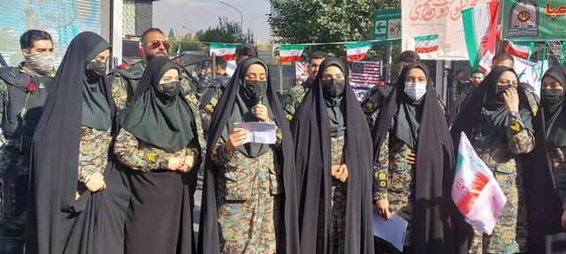 عکس| زنان یگان ویژه در راهپیمایی ۱۳ آبان