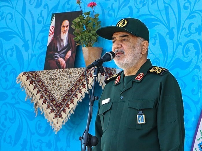 فرمانده سپاه در زاهدان: کشور امروز در معرض جنگ جهانی عظیم است