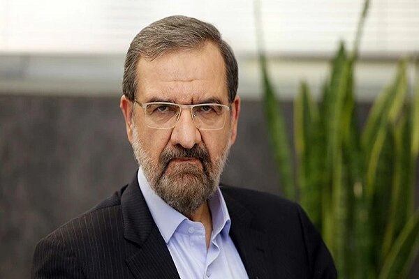 آقای محسن رضایی با حلوا حلوا گفتن دهان شیرین نمی‌شود!