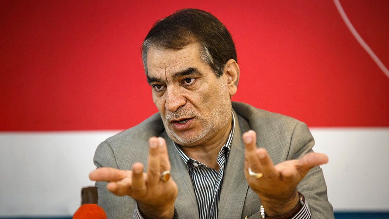 نماینده سابق مجلس ملی‌پوشانی که سرود نمی‌خوانند را تهدید کرد: نظام با آن‌ها شوخی ندارد