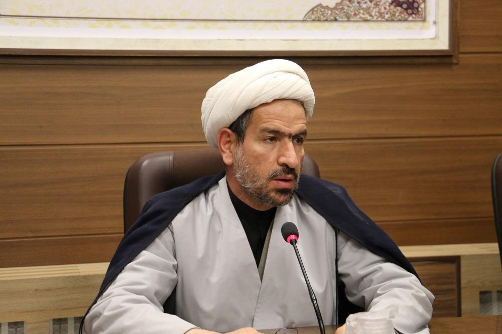 نماینده مجلس: بیحجابهایی که شال و روسری ندارند، بهایی و جاسوس هستند نماینده مجلس: بیحجابهایی که شال و روسری ندارند، بهایی و جاسوس هستند