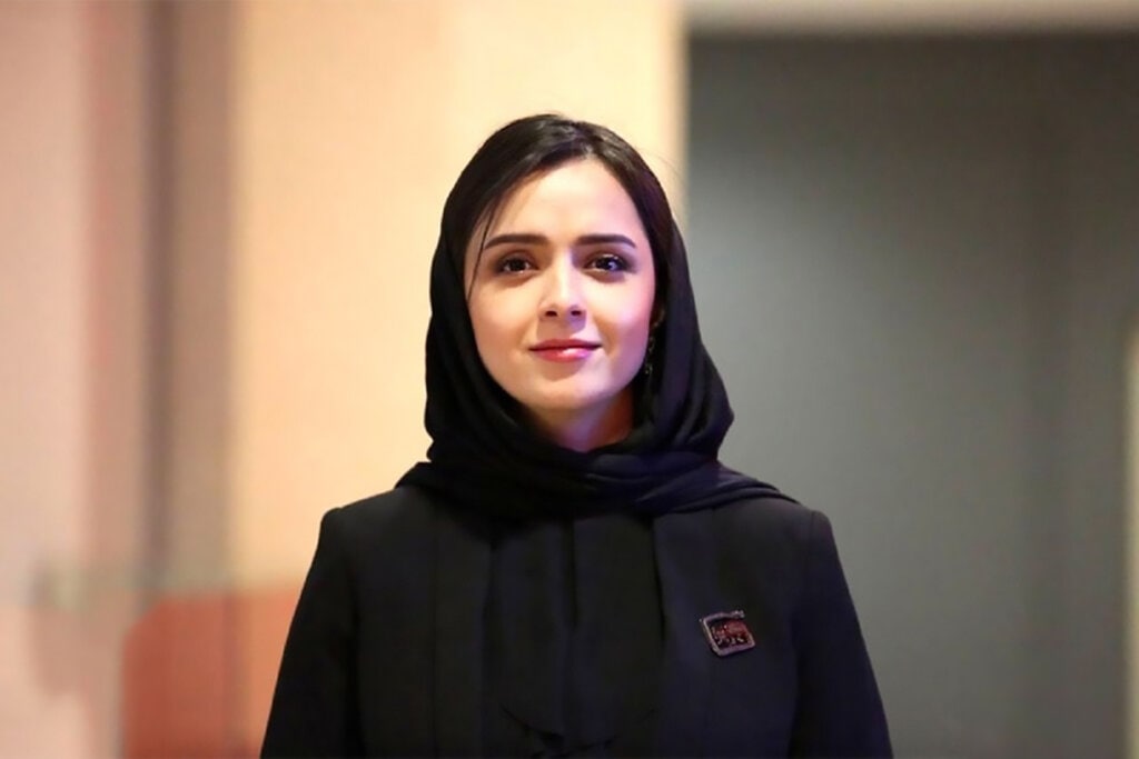 روزنامه جوان: ترانه علی‌دوستی باید پاسخگوی رفتار‌های آشوبگرانه خود باشد