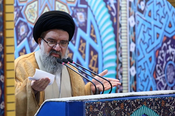 احمد خاتمی: رواج بیحجابی از تبعات اغتشاشات اخیر است احمد خاتمی: رواج بیحجابی از تبعات اغتشاشات اخیر است