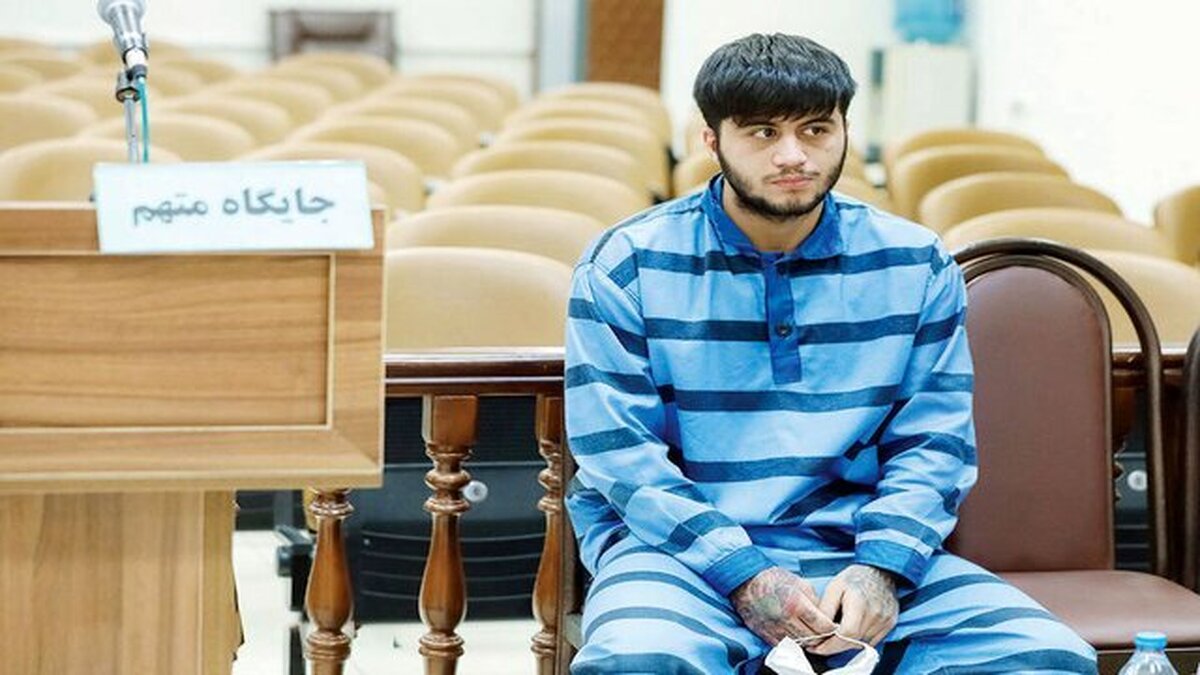 خبر جدید از حکم اعدام ماهان صدرات خبر جدید از حکم اعدام ماهان صدرات