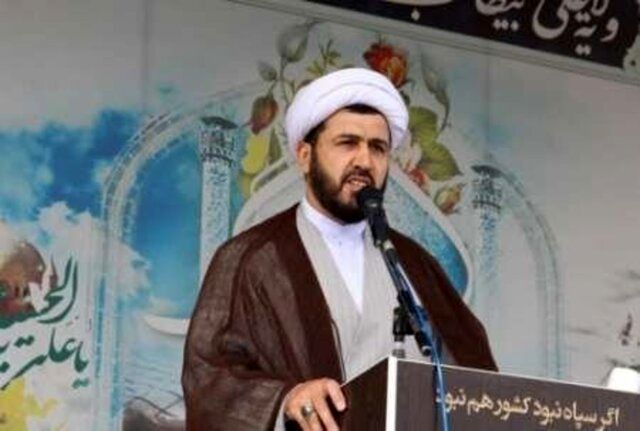 واکنش یک امام جمعه به درخواست برای برگزاری رفراندوم در کشور واکنش یک امام جمعه به درخواست برای برگزاری رفراندوم در کشور