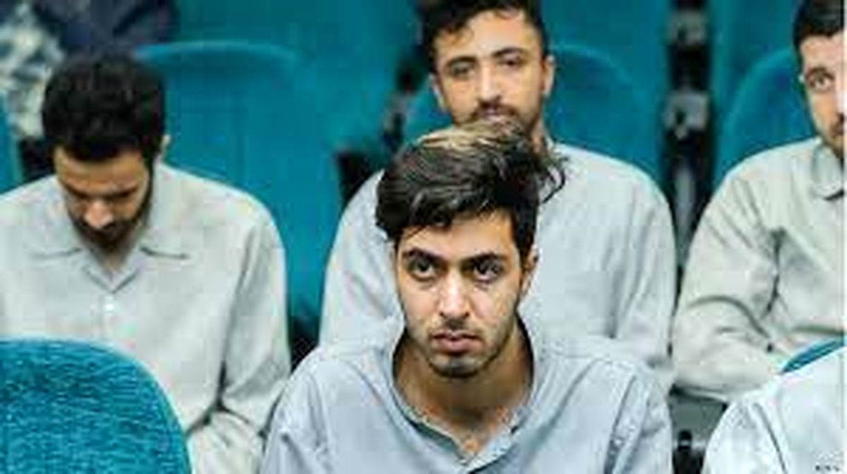 پدر محمدمهدی کرمی متهم محکوم به اعدام: کسی را نداریم و به خدا پناه می‌بریم!