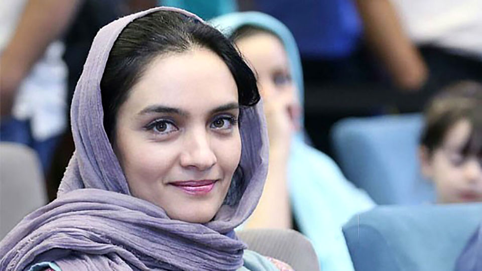میترا حجار هم دستگیر شد میترا حجار هم دستگیر شد