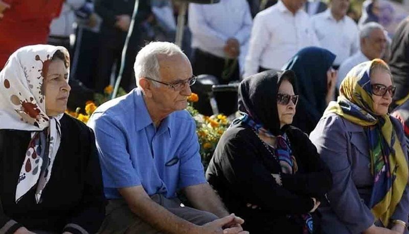 جزئیات افزایش عیدی بازنشستگان/ حق اولاد به چند فرزند تعلق میگیرد؟ جزئیات افزایش عیدی بازنشستگان/ حق اولاد به چند فرزند تعلق میگیرد؟
