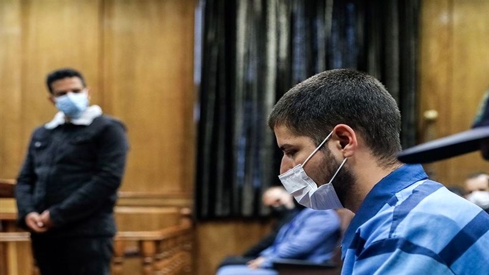 حکم اعدام برای محمد بروغنی تا حصول نتیجه از دیوان عالی کشور متوقف شد حکم اعدام برای محمد بروغنی تا حصول نتیجه از دیوان عالی کشور متوقف شد