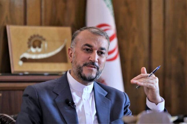 هشدار جدی ایران به فرانسه: اجازه نمیدهیم پا را از گلیم خود فراتر بگذارید هشدار جدی ایران به فرانسه: اجازه نمیدهیم پا را از گلیم خود فراتر بگذارید
