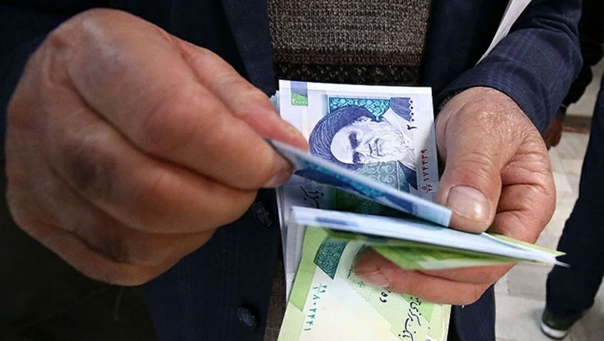 افزایش ۵ میلیونی حقوق برای بازنشستگان در راه است؟ افزایش ۵ میلیونی حقوق برای بازنشستگان در راه است؟