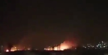 حمله پهپادی به سه کامیون محصولات ایران در مرز سوریه +جزئیات حمله پهپادی به سه کامیون محصولات ایران در مرز سوریه +جزئیات