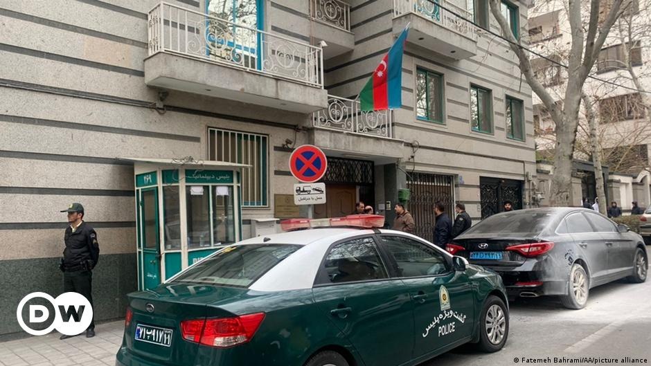 اعتراض شدید ایران به اقدام توهینآمیز آذربایجان اعتراض شدید ایران به اقدام توهینآمیز آذربایجان