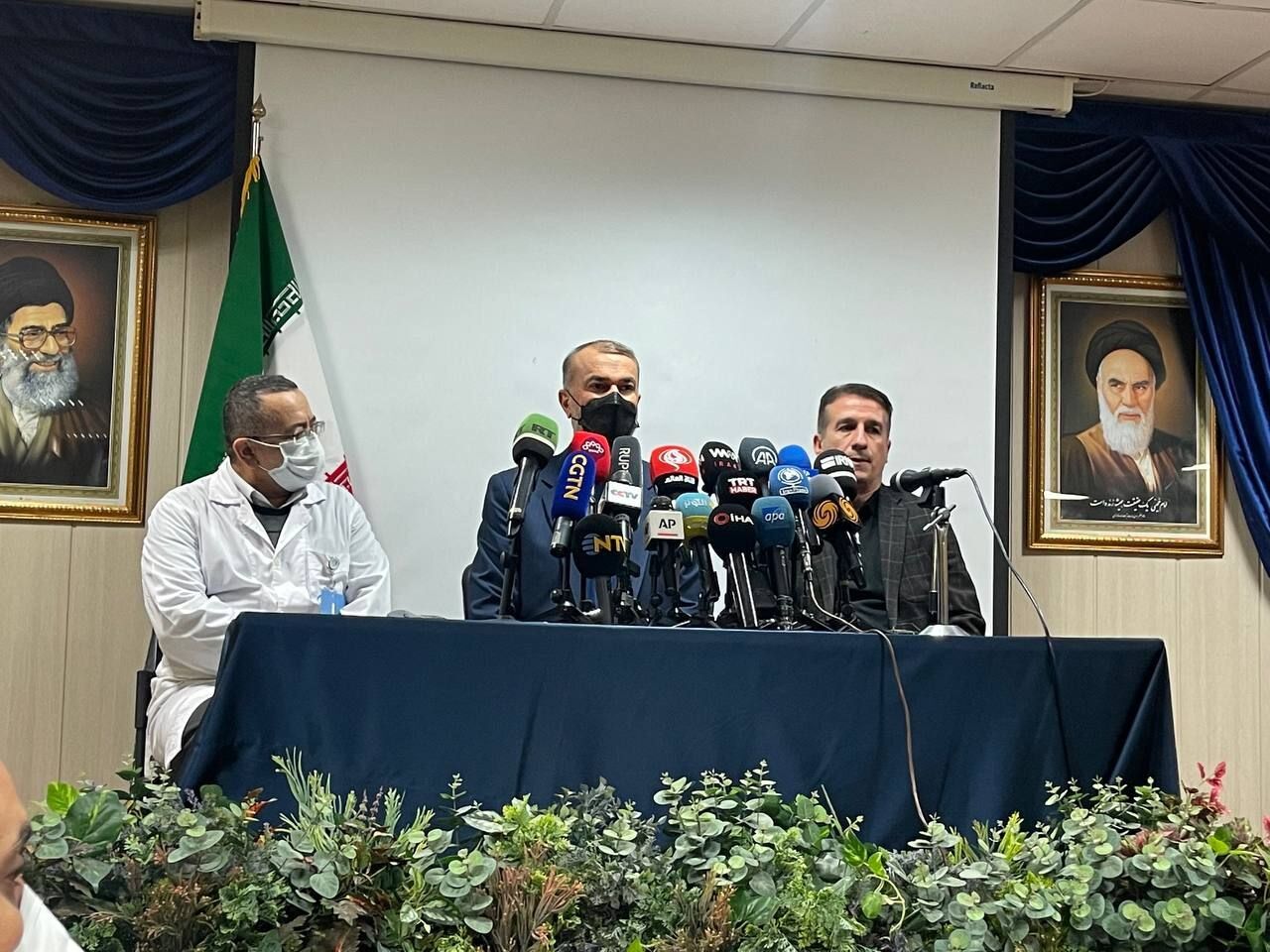 واکنش وزیر خارجه به تروریستی بودن حمله به سفارت آذربایجان +جزئیات جدید واکنش وزیر خارجه به تروریستی بودن حمله به سفارت آذربایجان +جزئیات جدید