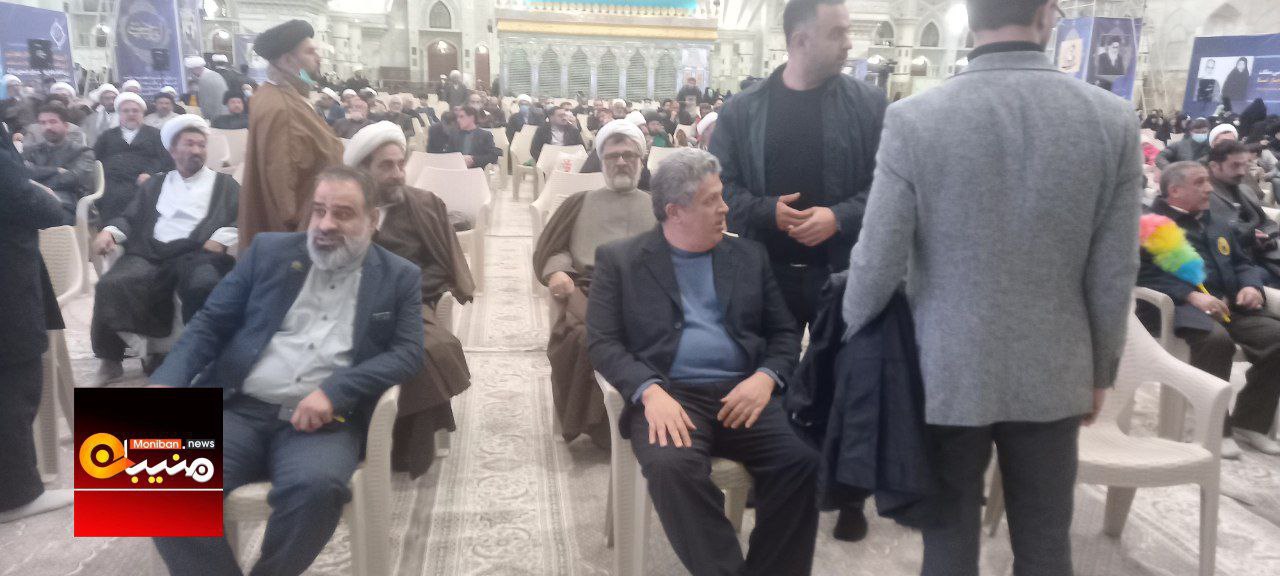 عکس| حضور مهدی هاشمی رفسنجانی در مراسم سالگرد پدرش در حالی که در مرخصی زندان به سر می‌برد