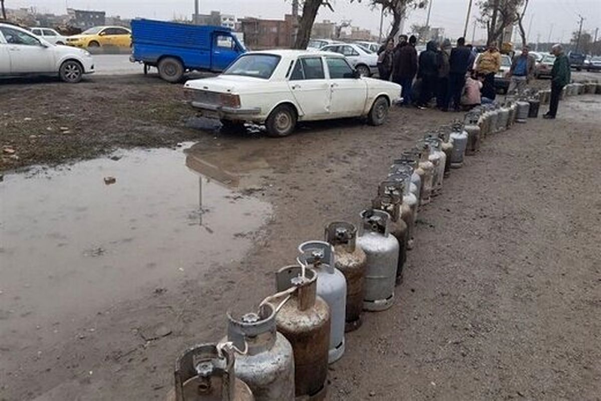 احمدینژاد تصویب کرد، روحانی متهم شد احمدینژاد تصویب کرد، روحانی متهم شد