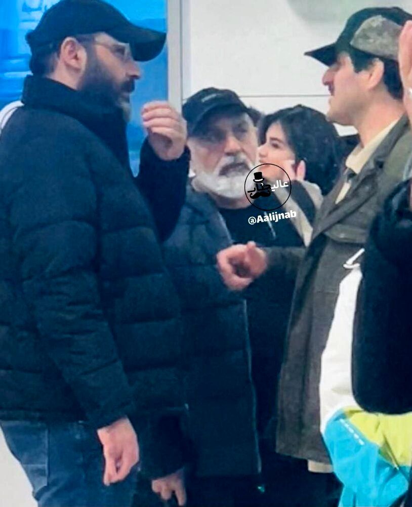 ویدئو| صحبتهای احسان علیخانی با کودک زلزلهزده در خوی ویدئو| صحبتهای احسان علیخانی با کودک زلزلهزده در خوی