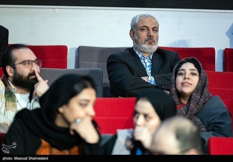 «بولتننویس» فارس که بازداشت شده بود در جشنواره فجر/ آزادی با وثیقه ۵۰۰میلیون تومانی +عکس «بولتننویس» فارس که بازداشت شده بود در جشنواره فجر/ آزادی با وثیقه ۵۰۰میلیون تومانی +عکس