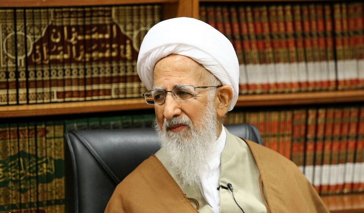 انتقاد آیتالله جوادی آملی از مسئولان/ رابطه موی سر دختران با اختلاسهای نجومی! انتقاد آیتالله جوادی آملی از مسئولان/ رابطه موی سر دختران با اختلاسهای نجومی!