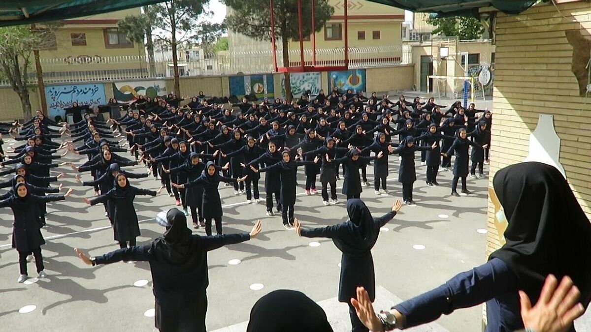 حجاب در مدارس دخترانه برداشته خواهد شد؟