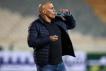 منصوریان اشتباه پرسپولیس درباره استوکس را تکرار کرد؟