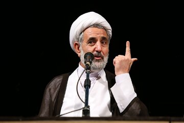 نماینده مجلس: از ندادن حقآبه طالبان هم همراه ایران ضرر میکنند نماینده مجلس: از ندادن حقآبه طالبان هم همراه ایران ضرر میکنند