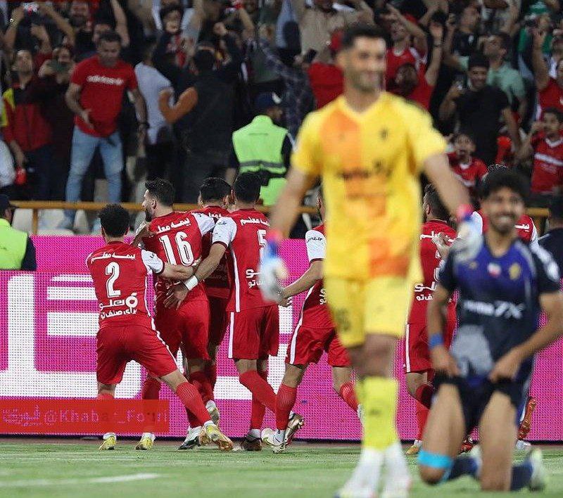 پرسپولیس ۱-۰ پیکان/ پرسپولیس فعلا صدر را پس گرفت