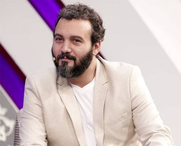 بازیگر مشهور: مولانا هم طرفدار پرسپولیس بود! بازیگر مشهور: مولانا هم طرفدار پرسپولیس بود!