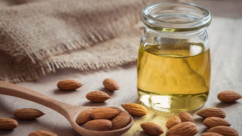 هر آنچه باید در خصوص روغن بادام بدانید