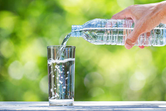 در چه زمانهایی آب بنوشیم؟ در چه زمانهایی آب بنوشیم؟