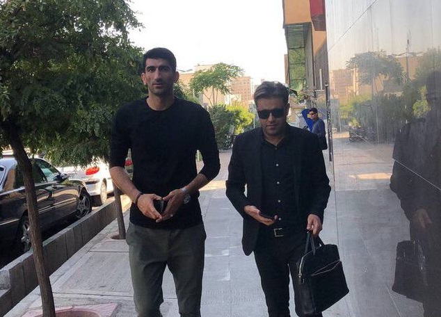 اولین موضع رسمی وکیل بیرانوند درباره فسخ با پرسپولیس: در جلسه اسم دروازه‌بان دیگری به میان آمد!