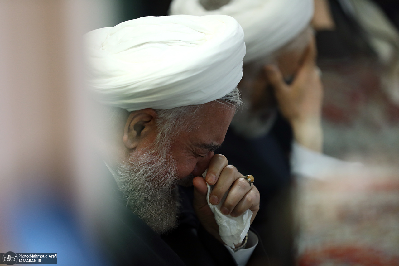 گریه‌های بسیار شدید حسن روحانی سوژه شد +تصاویر