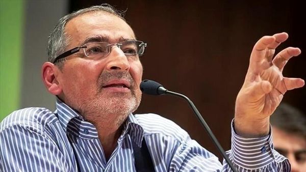 صادق زیباکلام به حبس محکوم شد