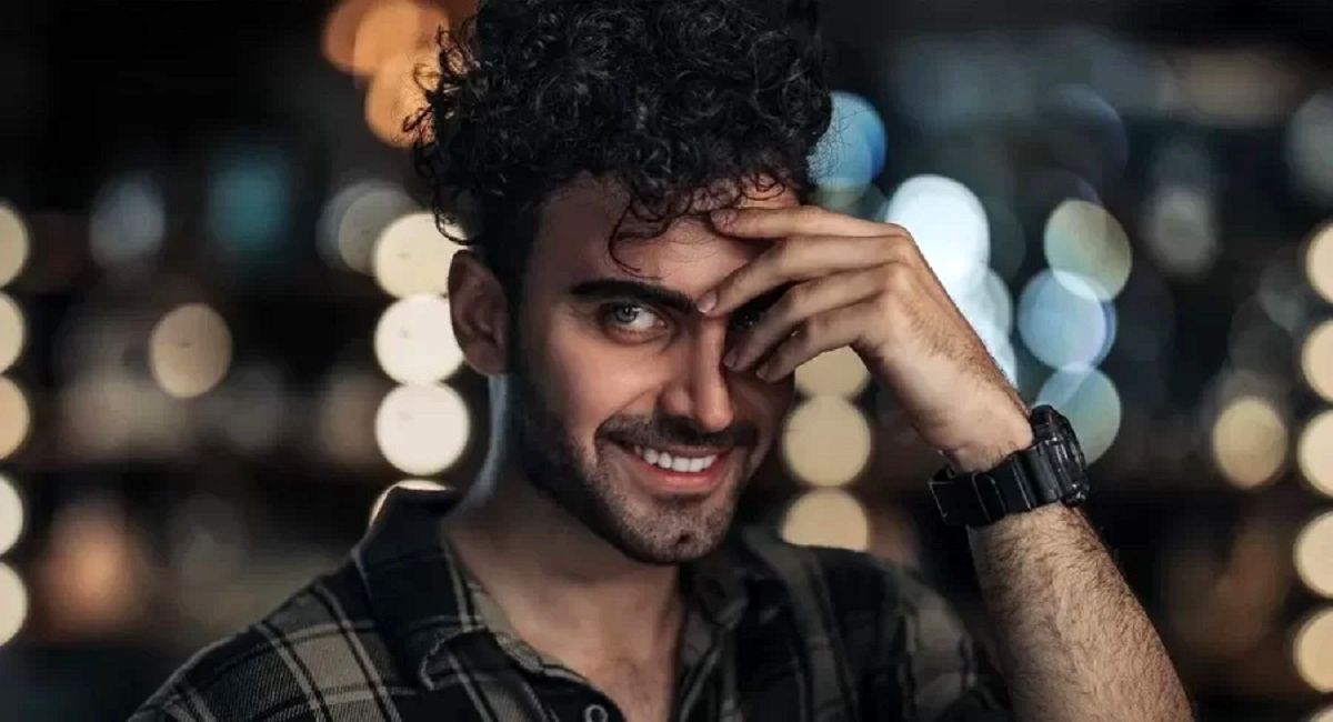 اطلاعیه پلیس درباره بازداشت «محمد صادقی» اطلاعیه پلیس درباره بازداشت «محمد صادقی»