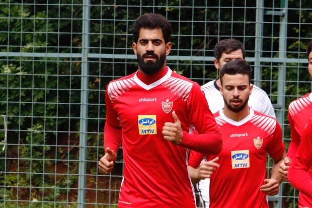 مدافع جنجالی دوباره به پرسپولیس پیوست +عکس