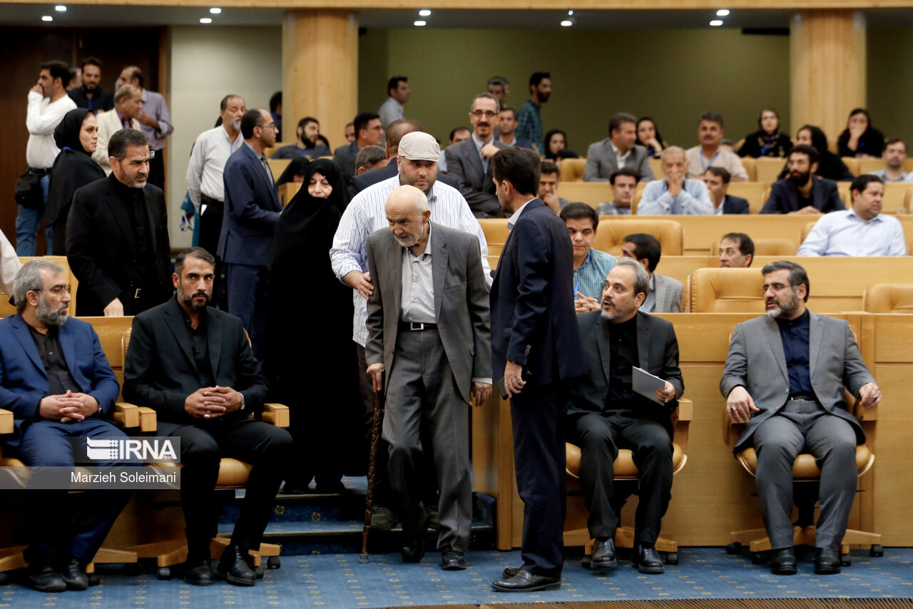 بمب اورجینال نقل و انتقالات در استقلال/ چهره جدید آبیها سرانجام رونمایی شد بمب اورجینال نقل و انتقالات در استقلال/ چهره جدید آبیها سرانجام رونمایی شد