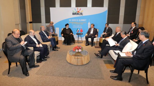 وعده رئیس جمهور چین به ابراهیم رئیسی بعد از عضویت ایران در بریکس وعده رئیس جمهور چین به ابراهیم رئیسی بعد از عضویت ایران در بریکس