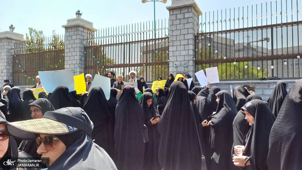 دستگیری دختران زیر ۱۸سال در لایحه جدید حجاب؟ +ویدئو دستگیری دختران زیر ۱۸سال در لایحه جدید حجاب؟ +ویدئو
