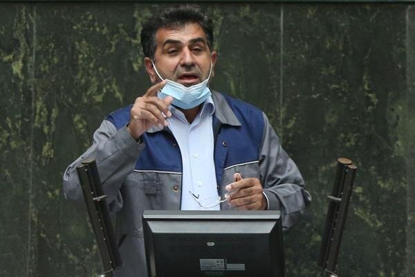 نان از سفره‌های مردم پرواز کند، دیگر نفسی برای‌شان نمی‌ماند