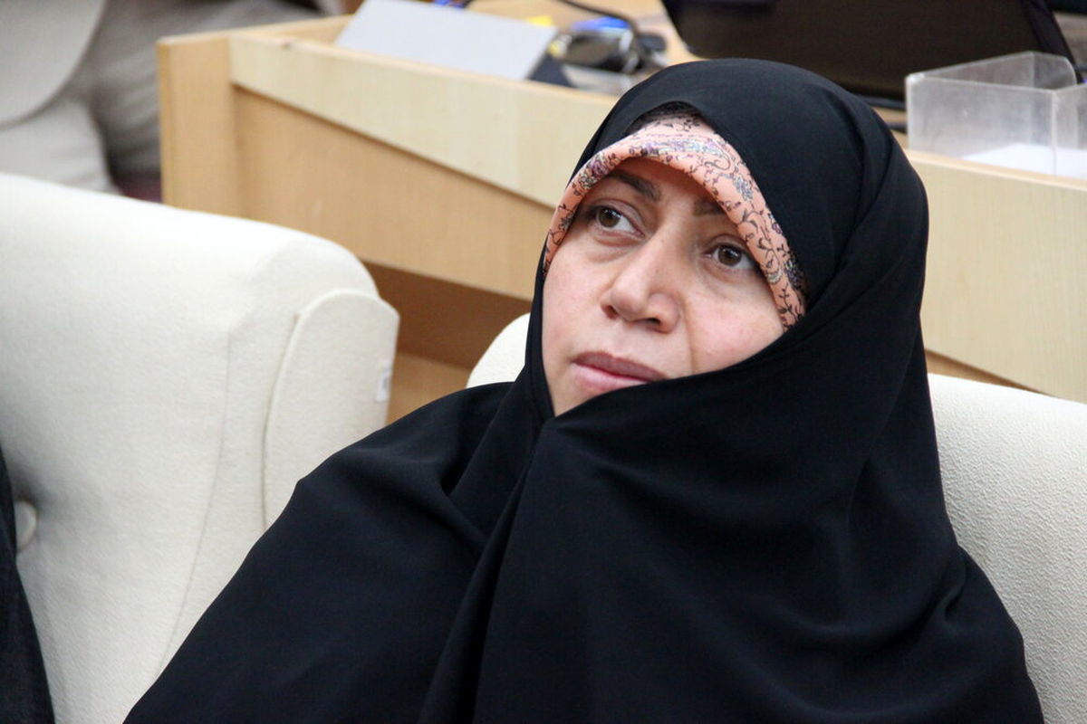 پیشنهاد جنجالی یک نماینده زن مجلس درباره ساخت ۴۰۰میلیون خانه در ایران پیشنهاد جنجالی یک نماینده زن مجلس درباره ساخت ۴۰۰میلیون خانه در ایران