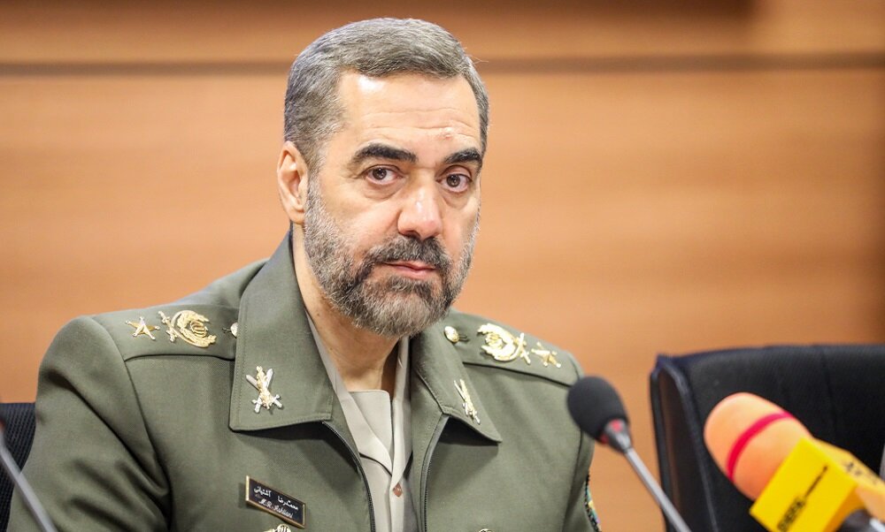 خبر وزیر دفاع درباره جنگ در منطقه در پی تنش بین آذربایجان و ارمنستان خبر وزیر دفاع درباره جنگ در منطقه در پی تنش بین آذربایجان و ارمنستان