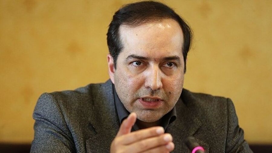 متلک سنگین حسین انتظامی روی آنتن زنده: نمیشه یکی حریم امنیتی داشته باشه و برای دیگری پرونده سازی کنند! +ویدئو