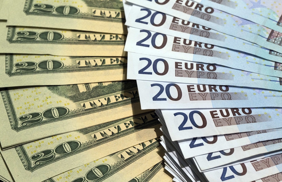 کاهش ۲۵۰تومانی قیمت دلار/ این پیش بینی را حتما بخوانید