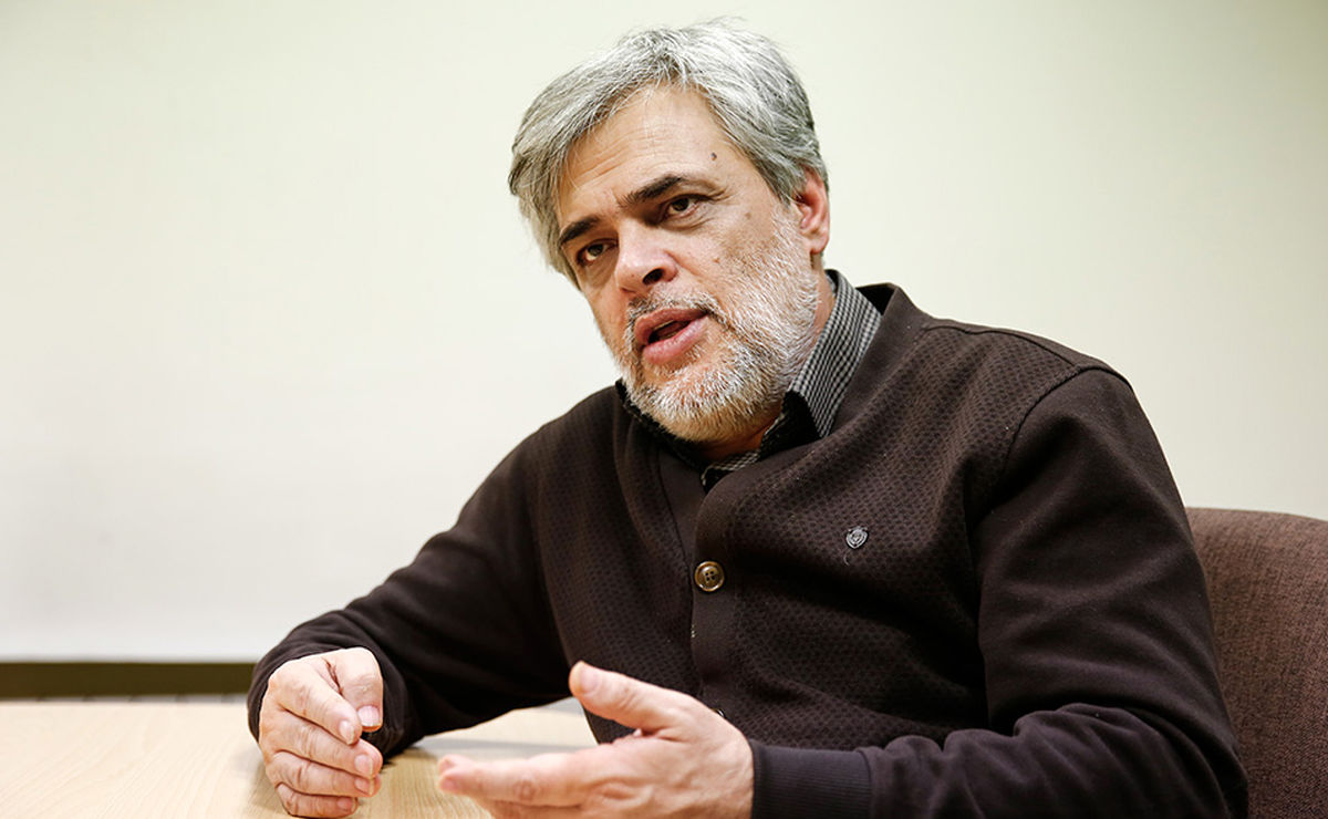 مهاجری: صداوسیما هر روز فشلتر میشود/ برای نجات یک شبکه را به منتقدان درون نظام واگذار کنید مهاجری: صداوسیما هر روز فشلتر میشود/ برای نجات یک شبکه را به منتقدان درون نظام واگذار کنید